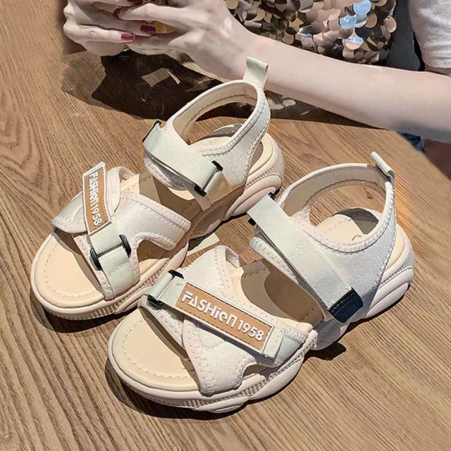 Sandal Nữ Quai Dán Đế Mặt Gấu