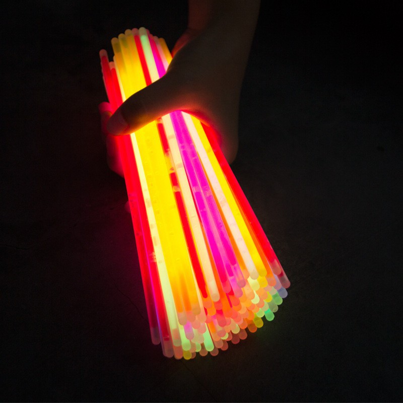 Hộp 50 que phát sáng lightstick - vòng tay dạ quang