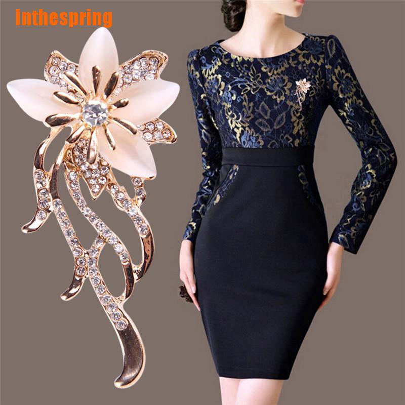 Ghim Cài Áo Hình Hoa Đính Đá Thời Trang