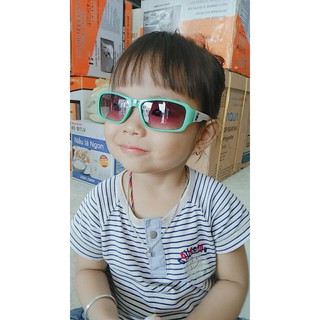 Mắt kính thời trang cho bé trai tặng kèm hộp