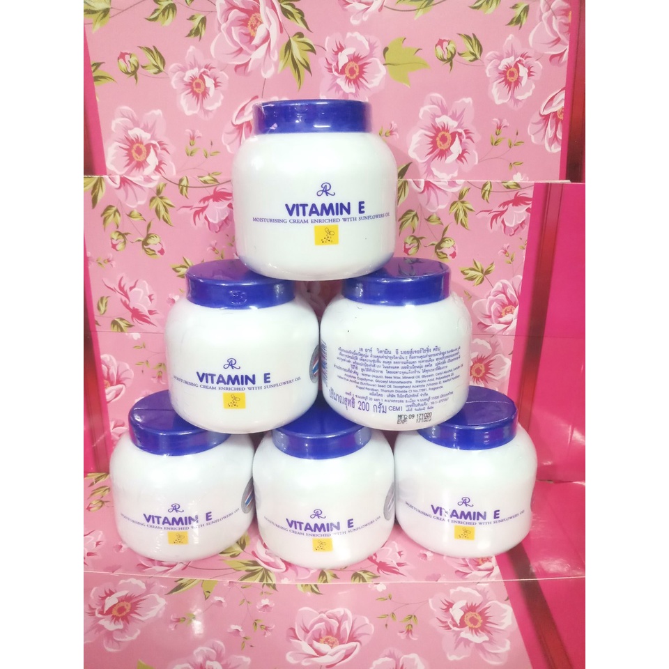 Kem dưỡng ẩm da cho mùa hanh khô VitaminE Aron Thái lan 200g