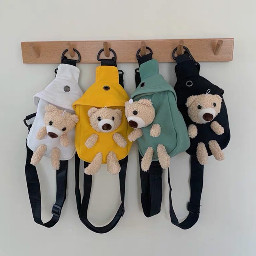 Túi đeo chéo, túi bao tử gắn gấu bông đáng yêu nhiều màu thời trang nam nữ Hàn Quốc phong cách đi học đi chơi