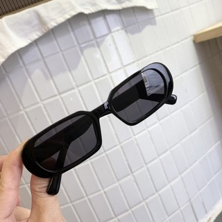 Kính râm đen form mắt nhỏ bo tròn góc phù hợp cho nam và nữ - 5180