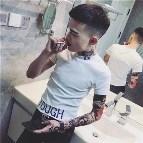 Áo nam Tay Ngắn Cổ Cao Có Thêu Chữ Thời Trang Phong Cách