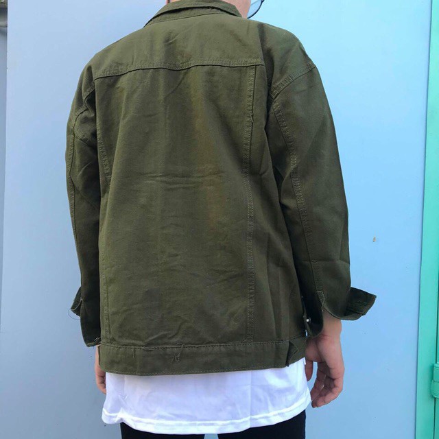 ÁO KHOÁC KAKI MÀU XANH RÊU FOME RỘNG NAM VÀ NỮ MẶC RẤT CHẤT. NKS4