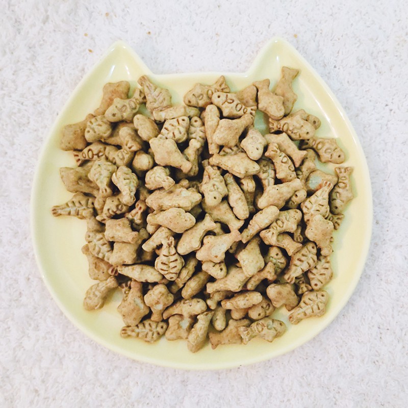 Bánh quy thưởng catnip tiêu búi lông thơm miệng cho mèo gói 40g