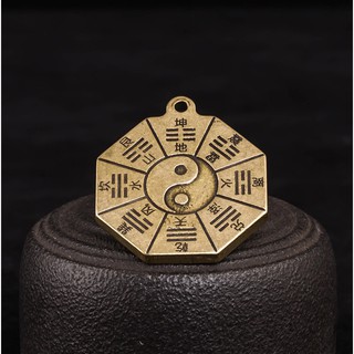 Tượng Phong Thủy Bằng Đồng Hình Bát Quái Âm Dương (Kích cỡ: 3.1 x 3.6cm)