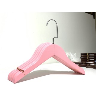 móc gỗ trẻ em hồng chuyên dùng treo váy,áo,cho shop thời trang,gia đình