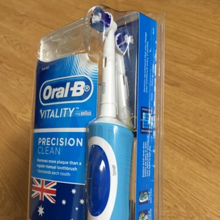 Bàn chải điện oral-b vitality precision clean