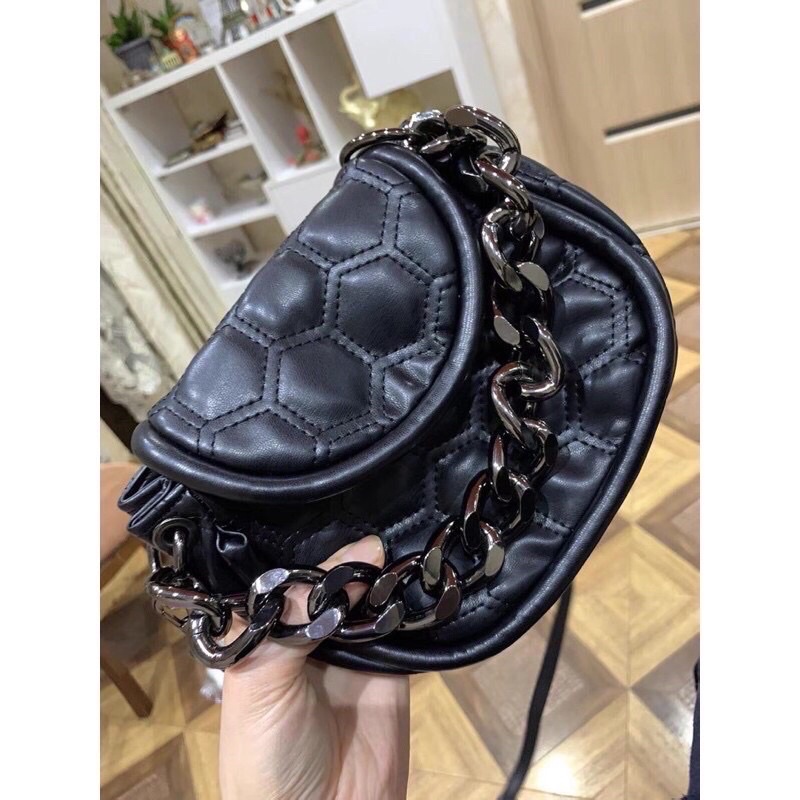 Pass túi chần bông zara