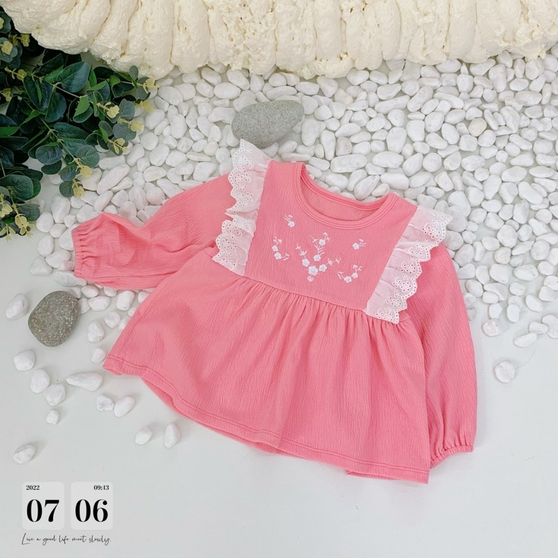 SBG433 - BỘ BÉ GÁI XUẤT DƯ ÁO HỒNG CÁNH TIÊN TRẮNG QUẦN GIẢ BÒ