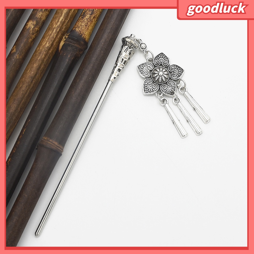 Trâm Cài Tóc Đính Hoa Và Tua Rua Phong Cách Cổ Điển