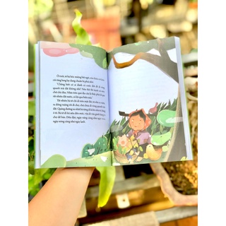 Sách - Trên Đồi, Mở Mắt Và Mơ