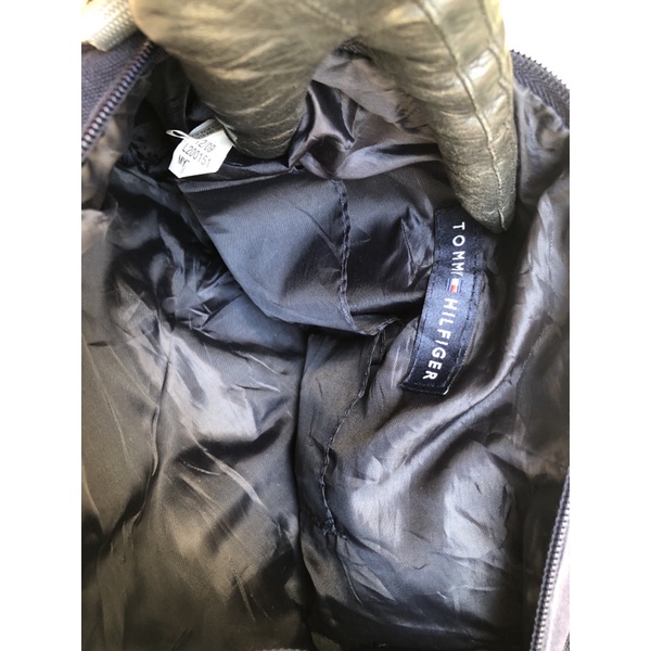 Túi chuẩn si. túi qua sử dụng .khách vui lòng xem hình nếu muốn biết thêm thông tin sản phẩm mời khách vô chat . Thanks.