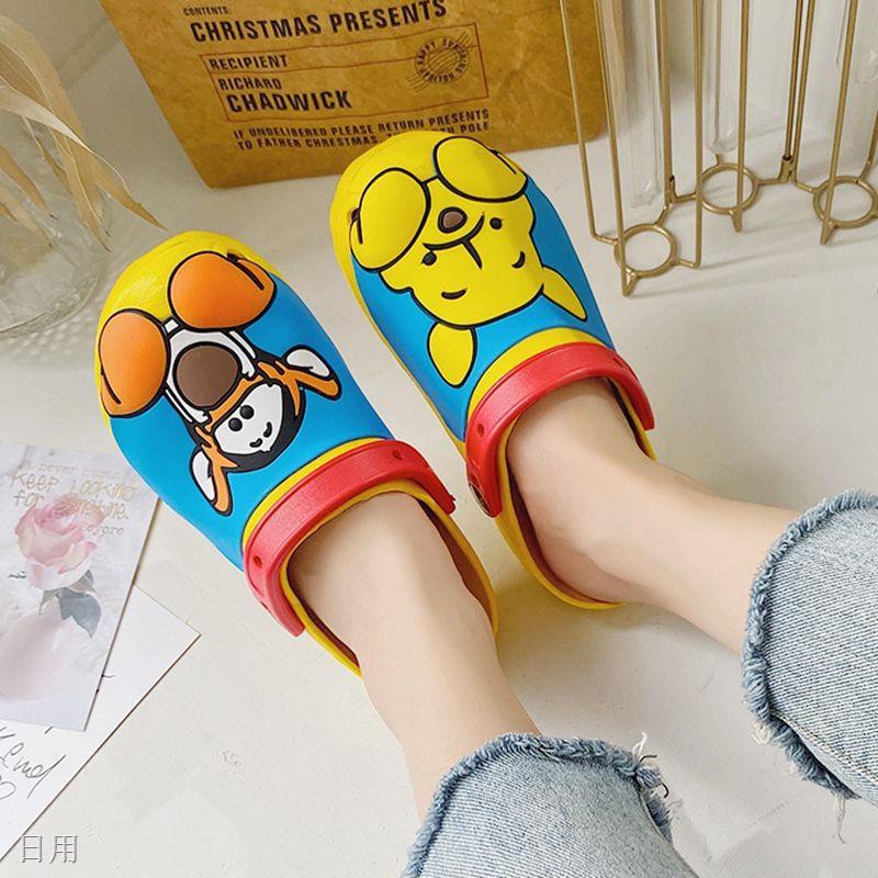 Giày Sandal Đục Lỗ Chống Trượt Thời Trang Cho Gia Đình