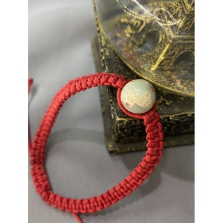 Vòng Sợi Chỉ Đỏ May Mắn