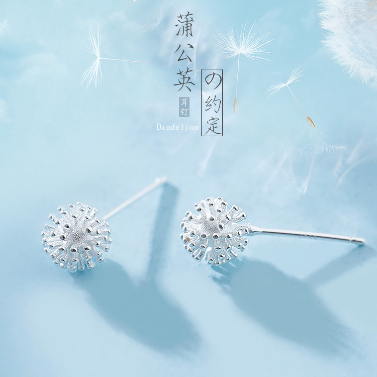 Bông tai kiểu dáng độc đáo