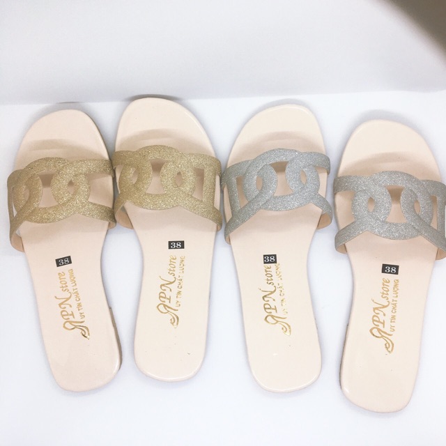 DÉP QUAI ÁNH KIM LẤP LÁNH