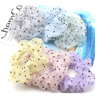 Scrunchies họa tiết chấm bi (dây cột tóc vải)