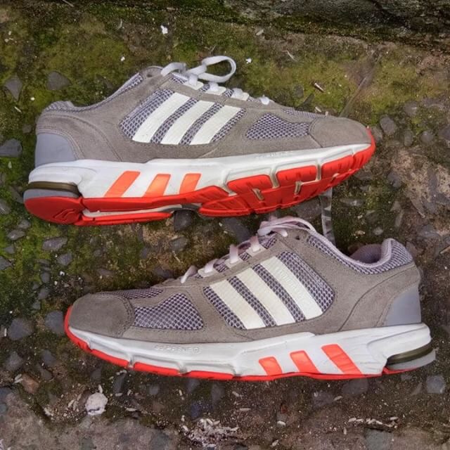 Pass giày Adidas auth