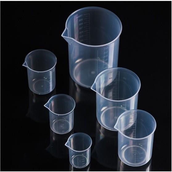 Cốc đong nhựa, có mỏ, không quai, 1000ml