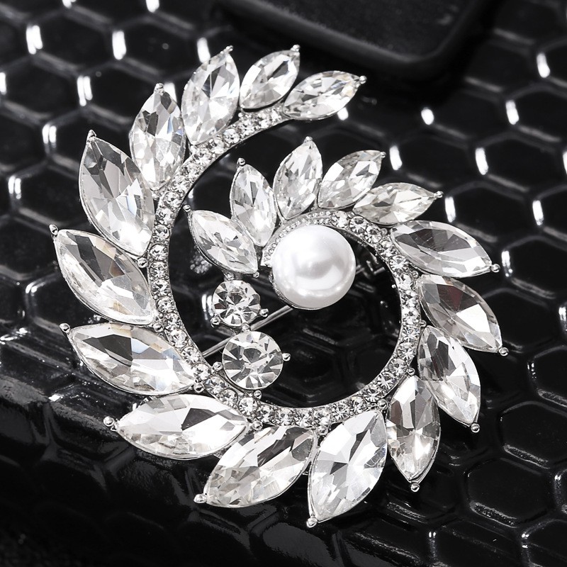 Bộ sưu tập cài áo đính đá sang trọng GC312 và các mẫu khác