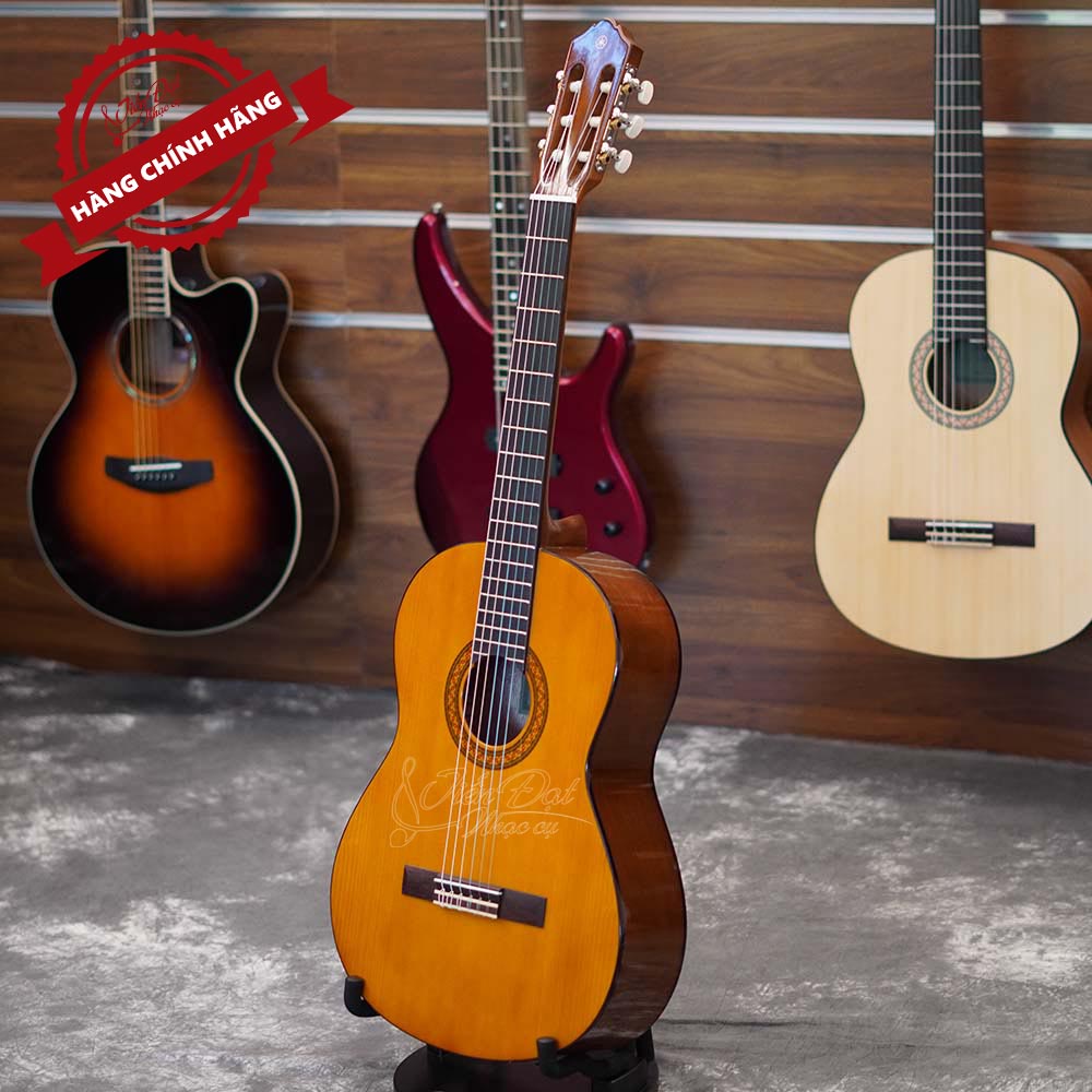 Đàn Guitar Classic Yamaha C40 Và C40M Có Bàn Phím, Ngựa Đàn Sử Dụng Gỗ Hồng Sắc Cao Cấp, Âm Thanh Tuyệt Hảo