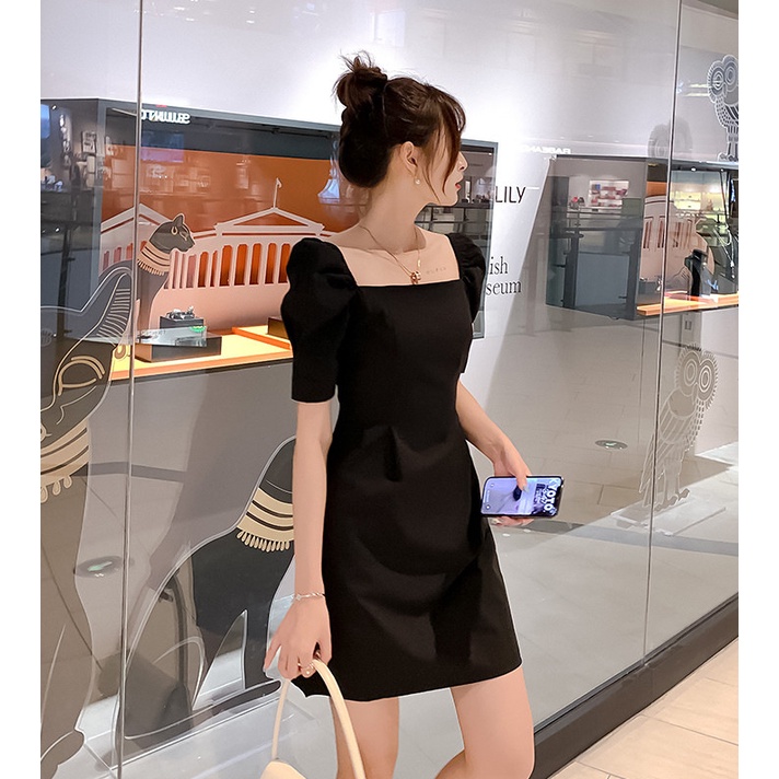 Đầm Chữ A Tay Phồng Cổ Vuông Màu Đen Phong Cách Pháp Thời Trang Cho Nữ