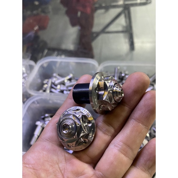 Gù tay lái inox 304 salaya