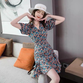 Váy hoa nhí cổ tim Retro xinh xắn
