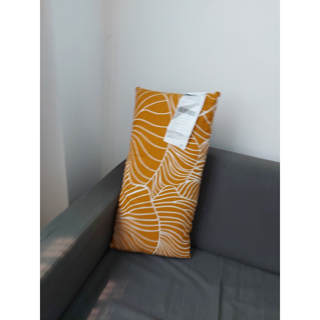 GỐI SVAMPMAL IKEA - VÀNG/TRẮNG 30x58 cm