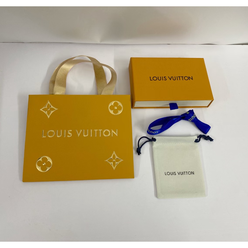 Vòng cổ Mặt Nhân Vật Hoạt Hình Louise V Dành Cho Nam Nữ dây chuyền