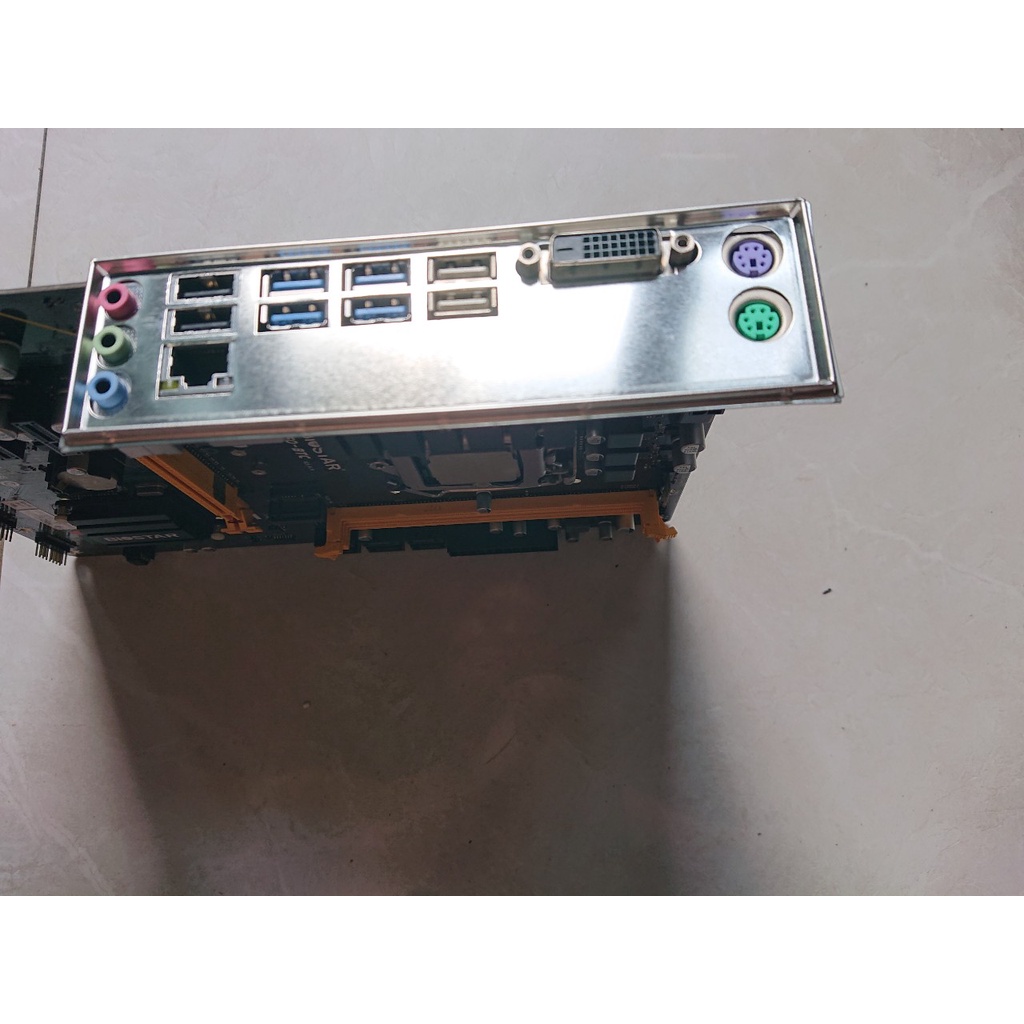 MAIN BIOSTAR TB250-BTC