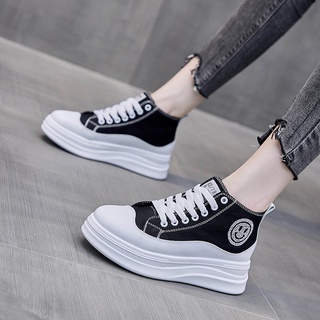 Giày thể thao nữ sneaker hình mặt cười đính đá chất liệu da kết hợp vải Canvas M10.1.11