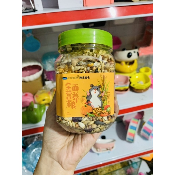 thức ăn trộn Run Around cho hamster bổ sung đầy đủ các dưỡng chất cho pet phát triển ( 400 mL )