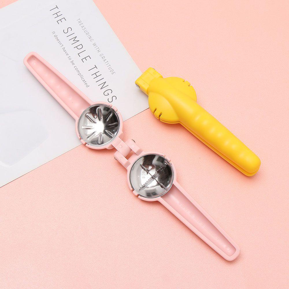 Dụng Cụ Kẹp Cắt Vỏ Hạt Dẻ Thiết Thực Cho Nhà Bếp