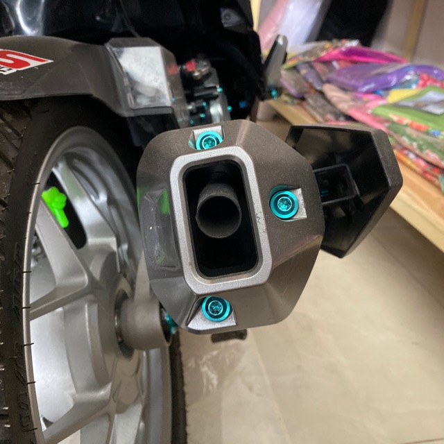 Compo 5 ốc Titan GR5 gắn đuôi bô, vĩ bô Cao Cấp