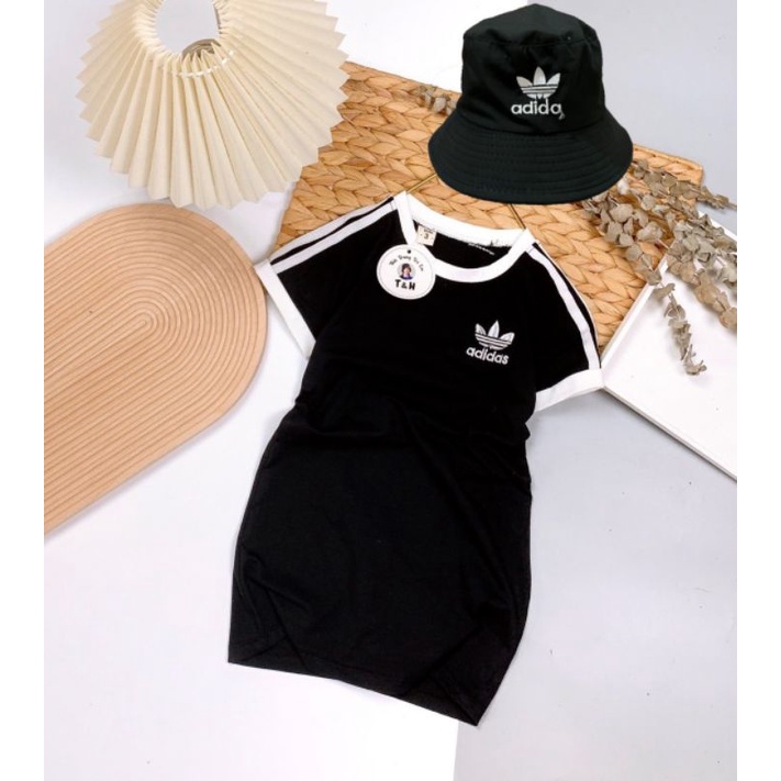 Váy body tặng kèm mũ Adidas cho bé gái 7-18kg