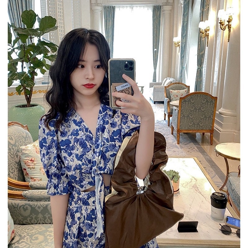 Đầm Tay Phồng Cổ Chữ V Thiết Kế Mới Thời Trang Mùa Hè Dành Cho Nữ