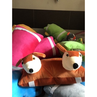 gối đi xe máy 2 đầu con ếch, doremon, mèo helo, khi , vit,         chó