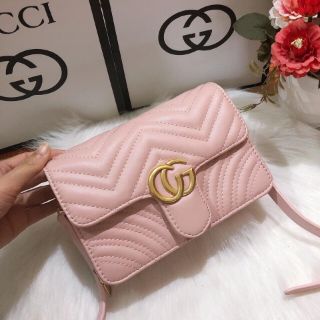 Túi đeo chéo thời trang