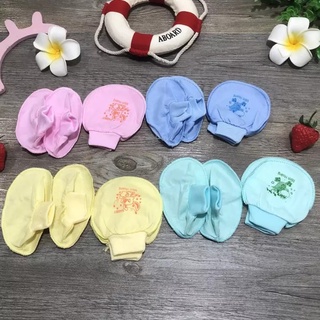Set 5 đôi bao tay - bao chân sơ sinh Minh Hoàng