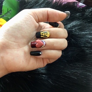 hoa bột ôm móng nail