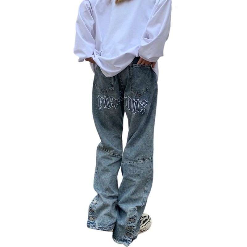 Jean Unisex chữ thêu độc lạ phong cách Street Style cho nam và nữ