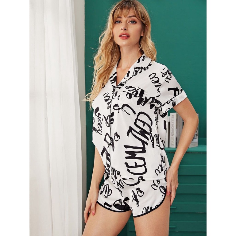 Bộ Đồ Ngủ Tay Ngắn Dáng Rộng Bằng Vải Lụa Lạnh In Họa Tiết Đơn Giản Thời Trang Cho Nữ