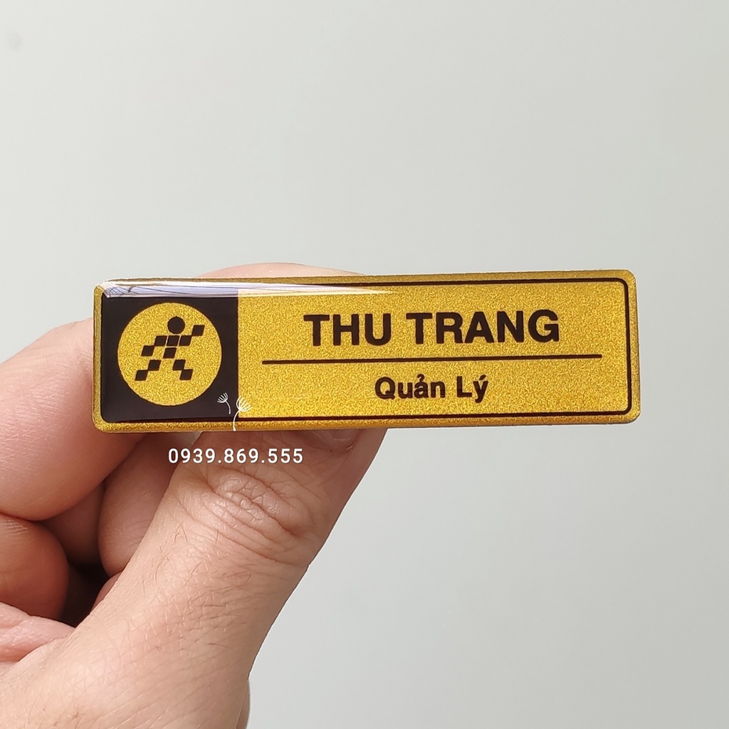 Bảng tên nhân viên - Thẻ tên nhân viên cài áo