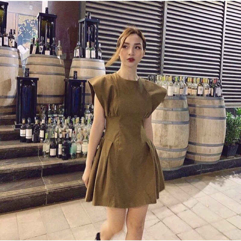 Đầm Tay Cánh Tiên Eo Cong Xếp Li Trẻ Trung | BigBuy360 - bigbuy360.vn