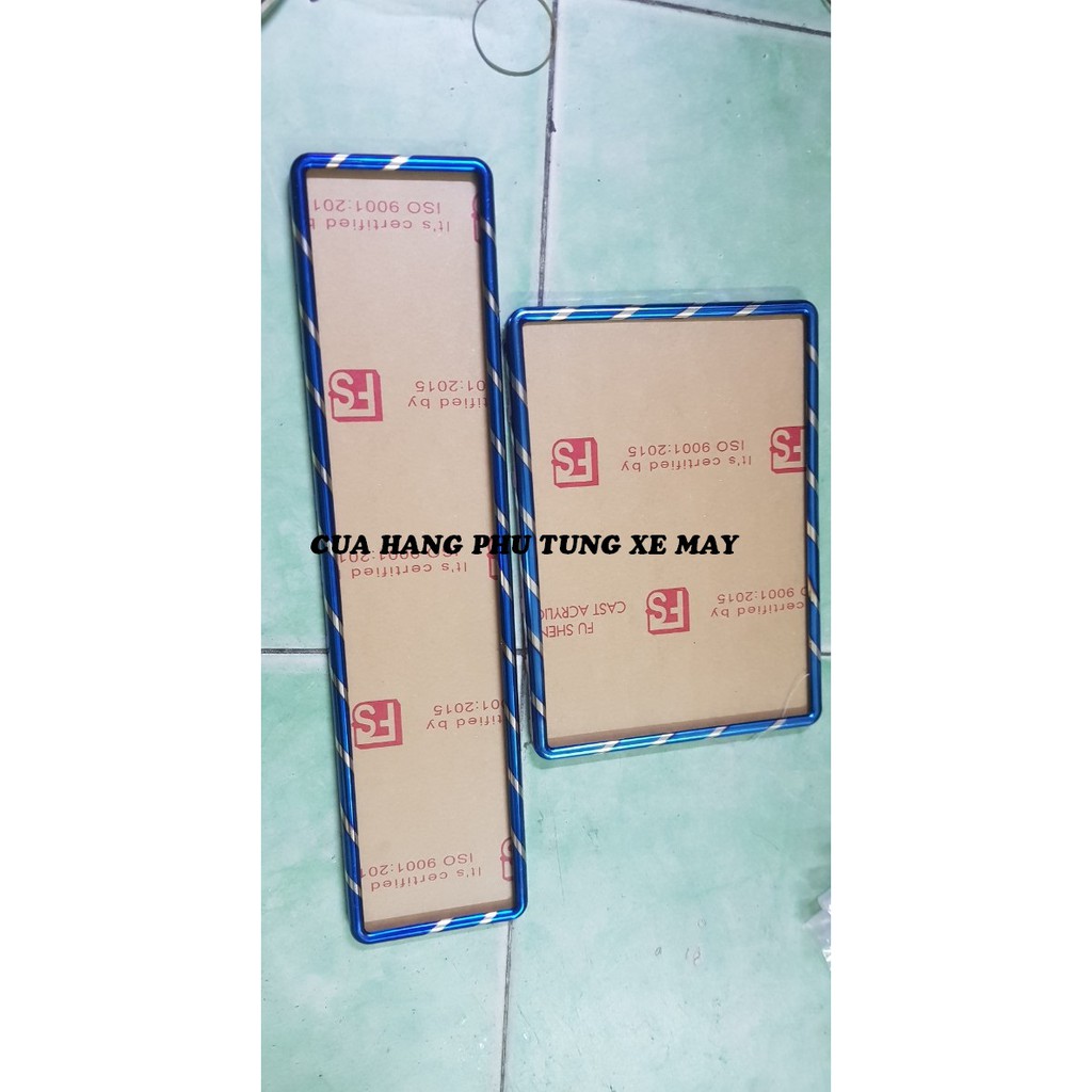 Trọn bộ ( trước + sau + pat ) khung biển số và ốp mica xe Ô tô - viền titan trắng xanh