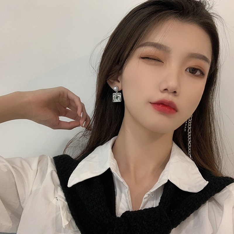 Bông Tai Dây Xích Hai Lớp Dài Bằng Kim Loại Họa Tiết Dập Nổi 22767