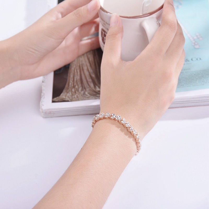 Vòng Tay Đính Đá Lấp Lánh Thời Trang Cho Nữ